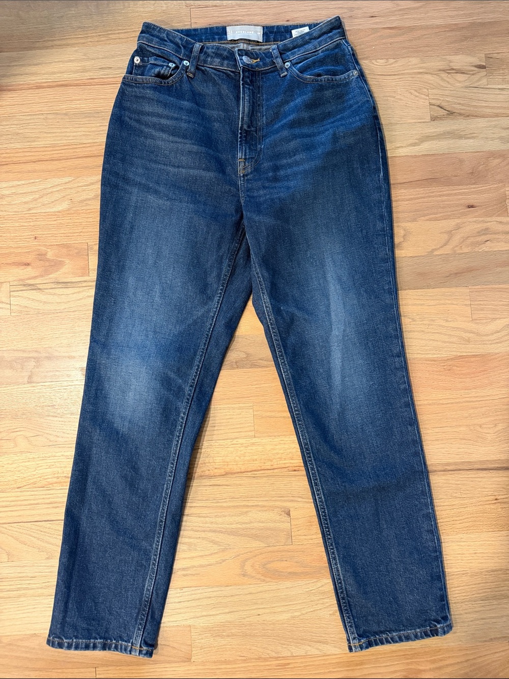 Curvy Cheeky Straight Leg Jeans Dark Wash Size 27
